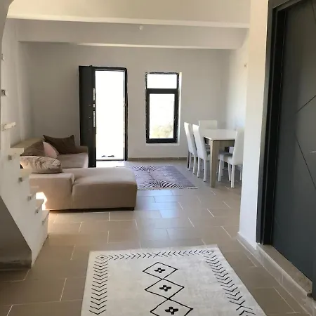 Three One With Island Duplex View *
